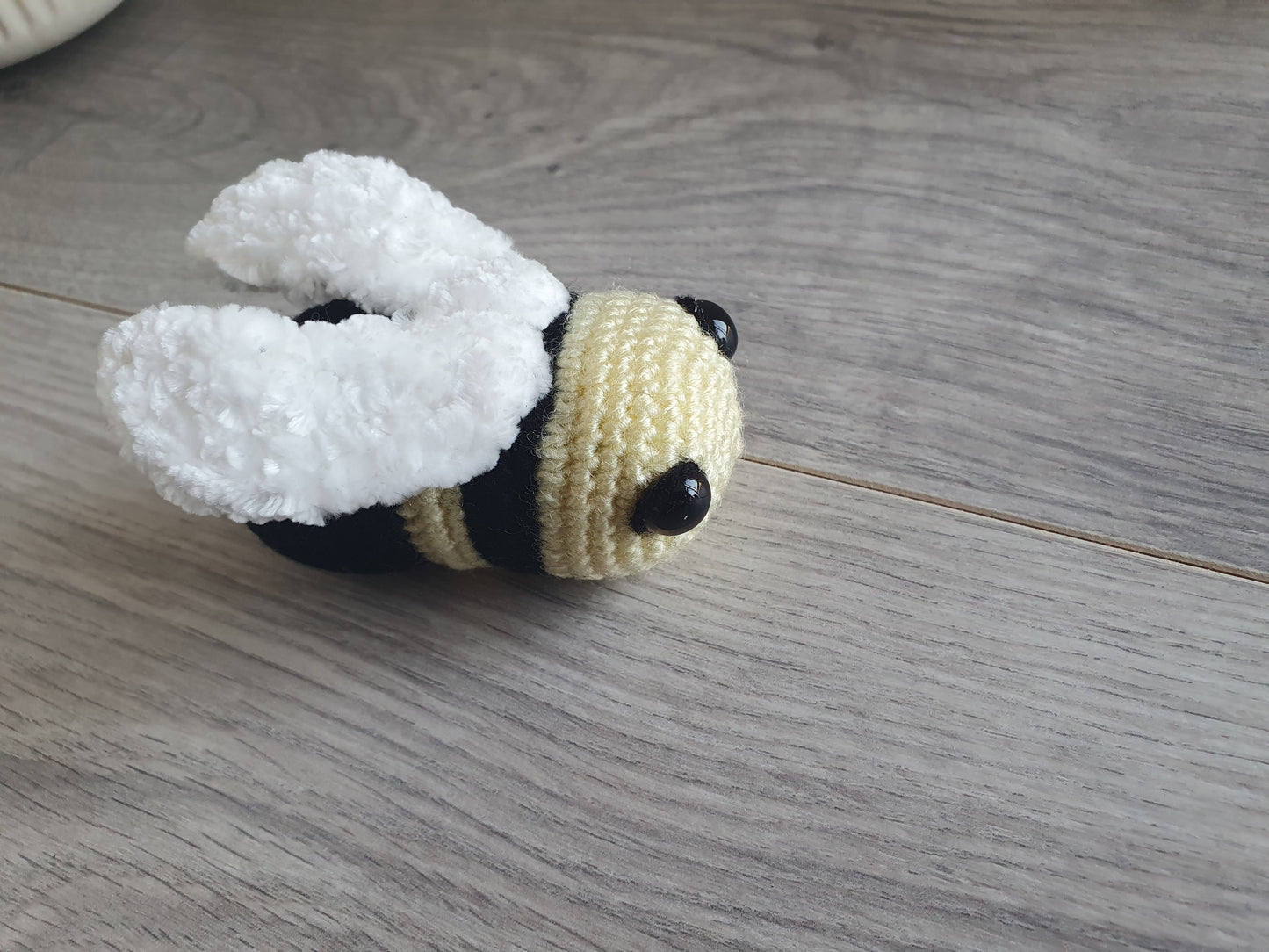 Bee - Bea