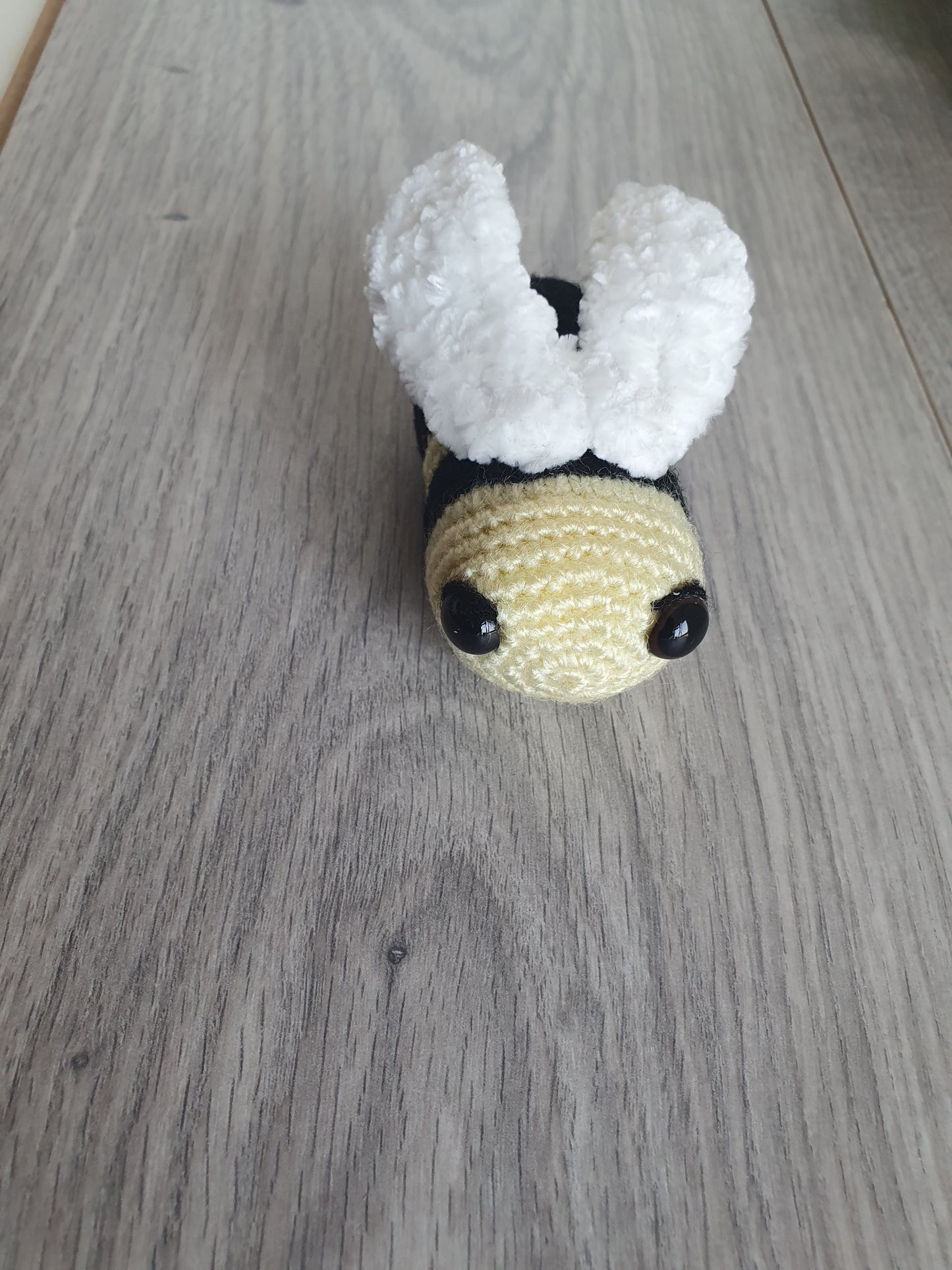Bee - Bea